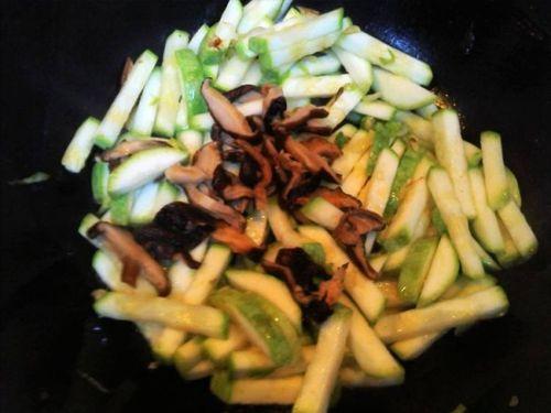 羊可以吃角瓜吗,营养与适宜性探讨